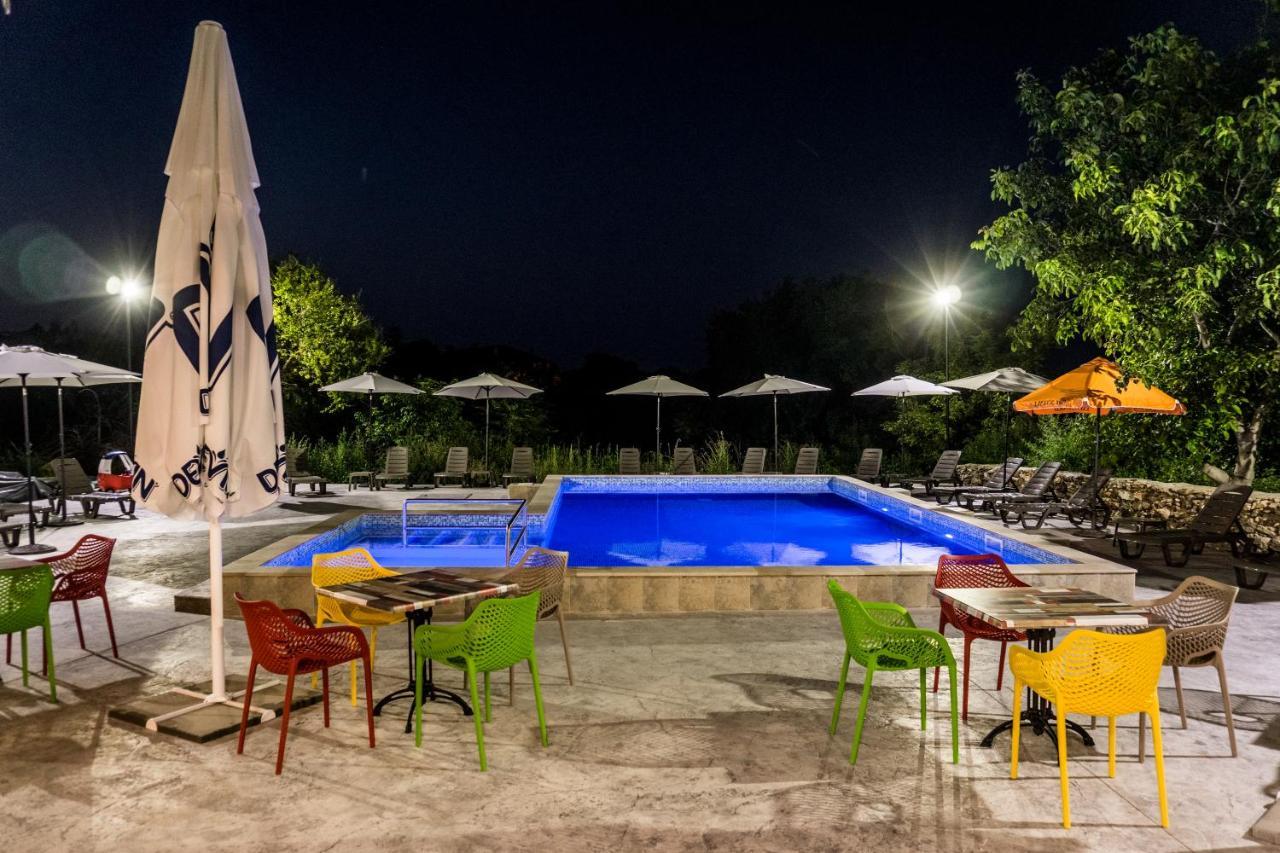 Hotel Комплекс Радост à Ezerets Extérieur photo