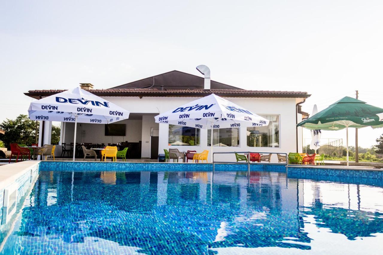 Hotel Комплекс Радост à Ezerets Extérieur photo