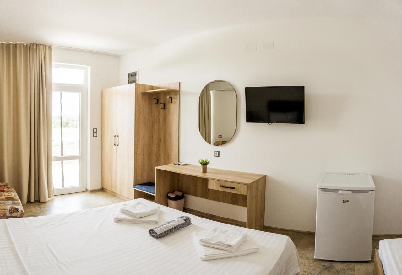 Hotel Комплекс Радост à Ezerets Extérieur photo