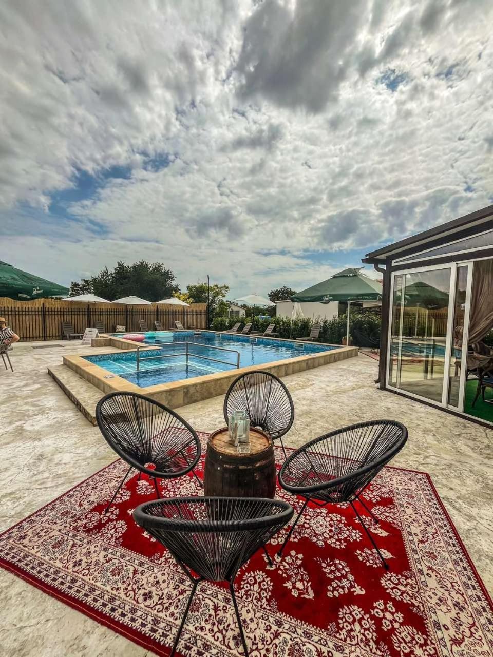 Hotel Комплекс Радост à Ezerets Extérieur photo